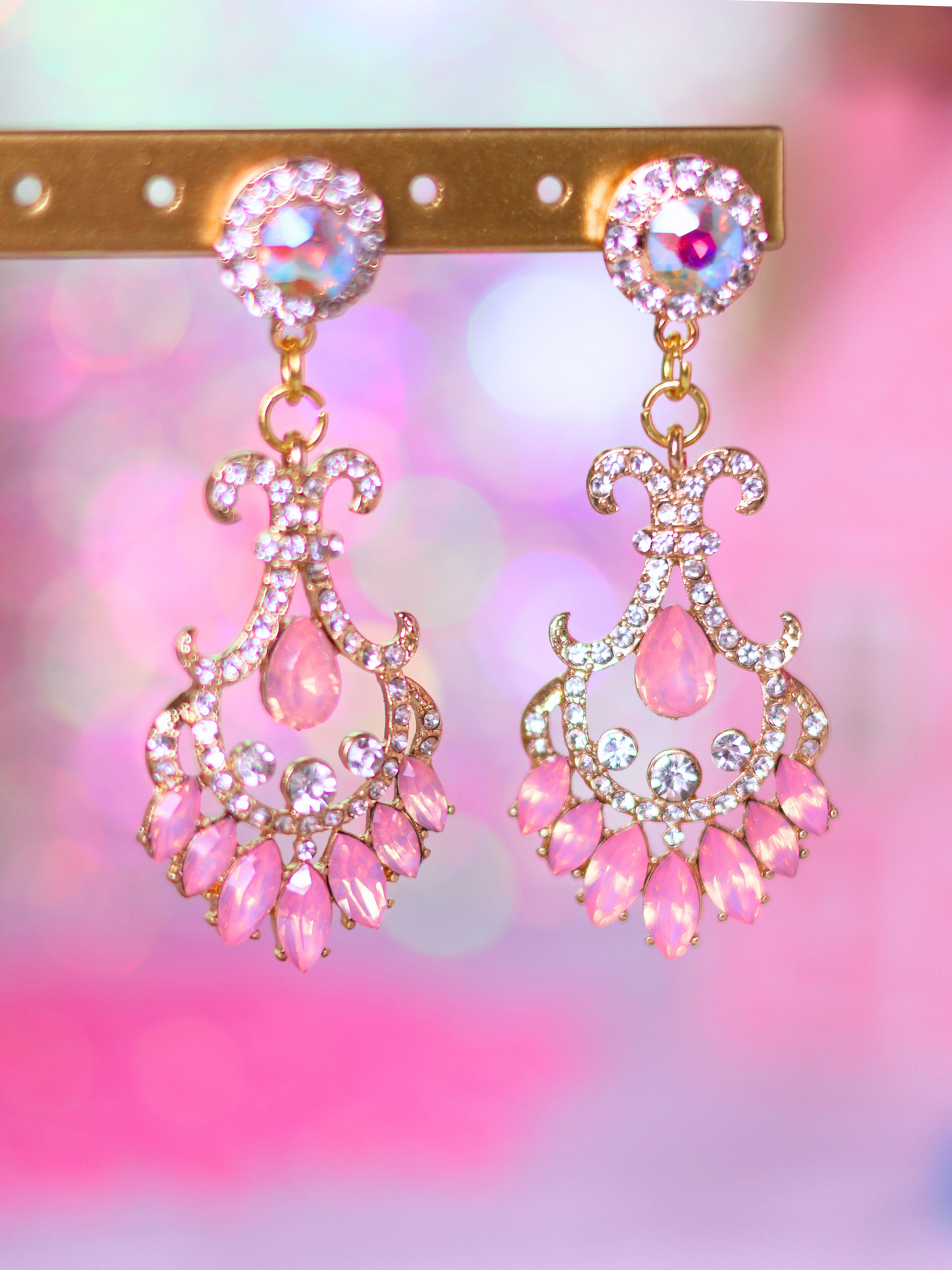 Pink Christmas Collection: Elegant Crystal Chandelier Earrings – Perfect for Holiday Glam